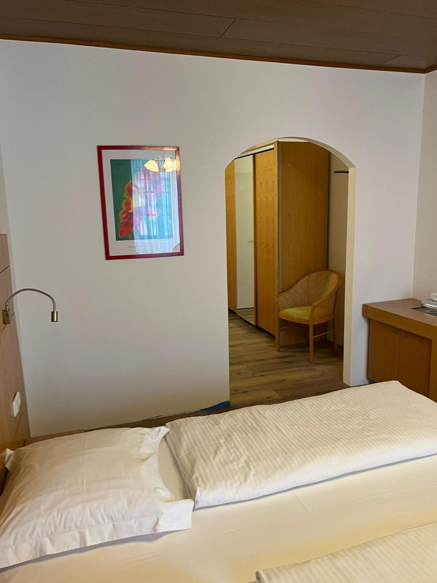 City Hotel Post 20 Braunau am Inn Bagian luar foto